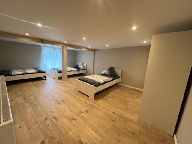 Serena Monteur Apartment โรเดนบาคห์ ภายนอก รูปภาพ